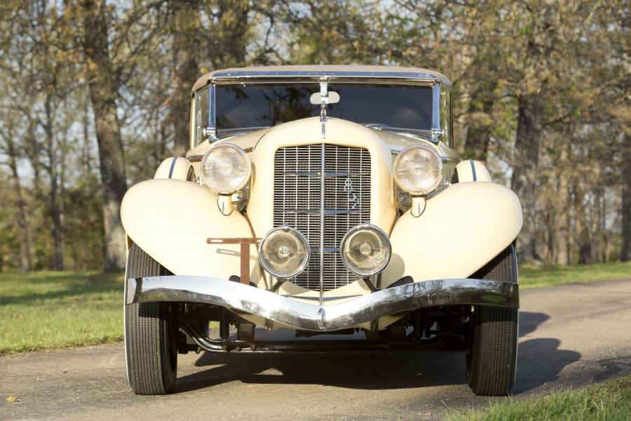  Auburn 852 Dual Ratio Phaeton 1936 года  (фото 3 из 10)
